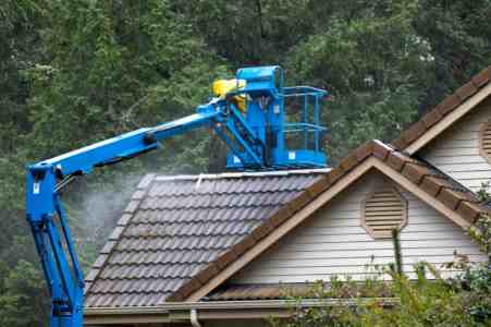 Columbiana roof cleaning by Reliable Roofing & Remodeling Services