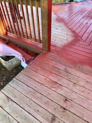 Before & After Deck Staining in Hueytown, AL (2)